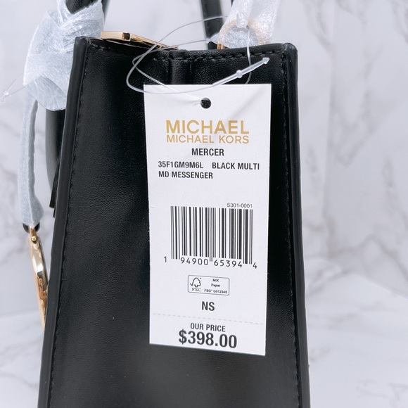 Michael Kors Mercer Medium Messenger - Picture 6 of 11